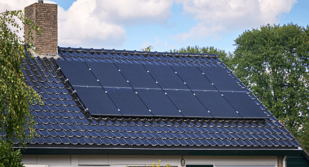 Residential solar installation image